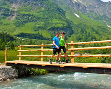 Aktive Erholung in der Bergwelt der Alpen, Rauriser Tal, Salzburger Land
